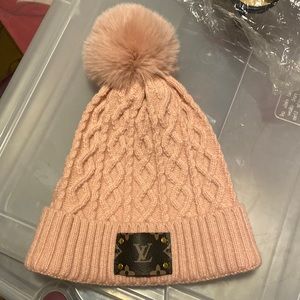 LV women’s beanie - Pink - Used